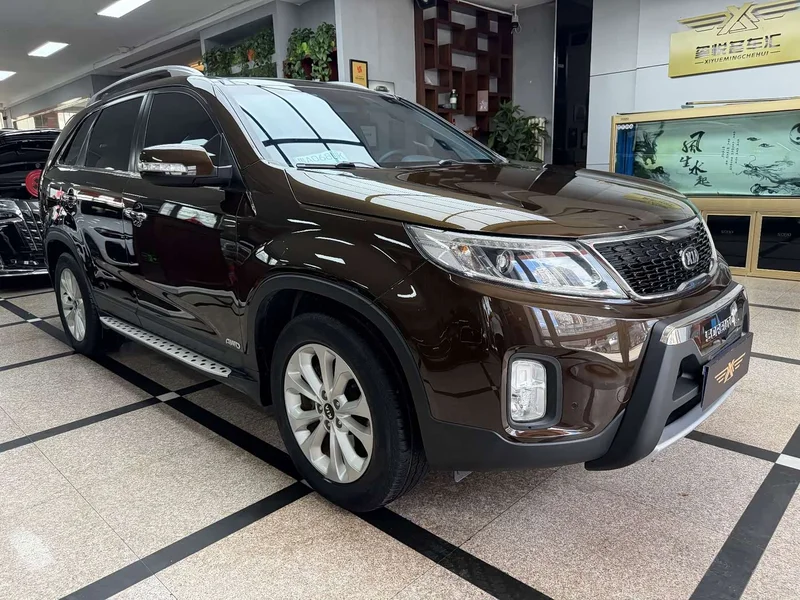 Kia Sorento — фото 3