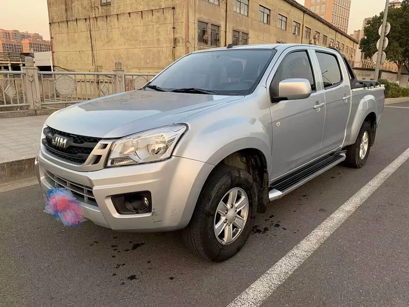 Isuzu RE-MAX Ruimai — фото 1