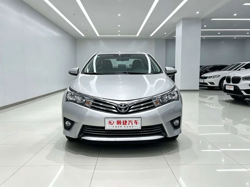 Toyota Corolla — фото 2
