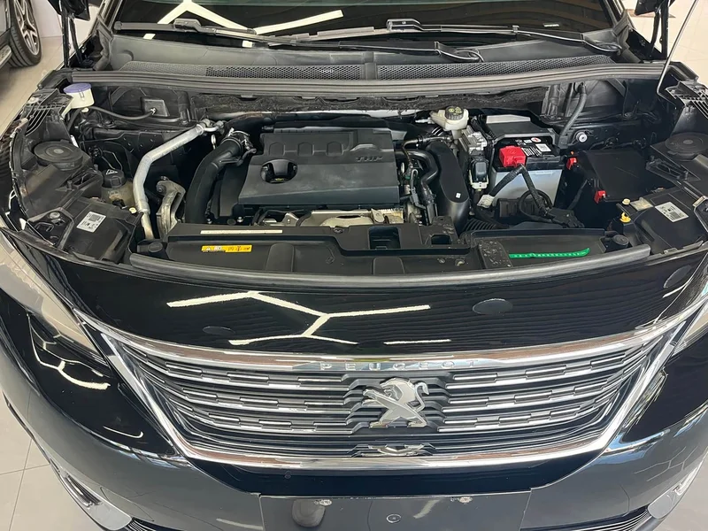 Peugeot 5008 — фото 14