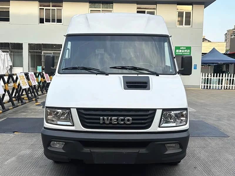 Iveco Daily — фото 2