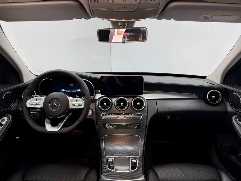 Mercedes-Benz C-Class — фото 18