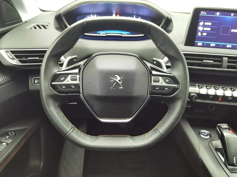Peugeot 5008 — фото 11