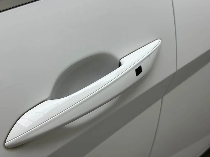 Hyundai Elantra — фото 16