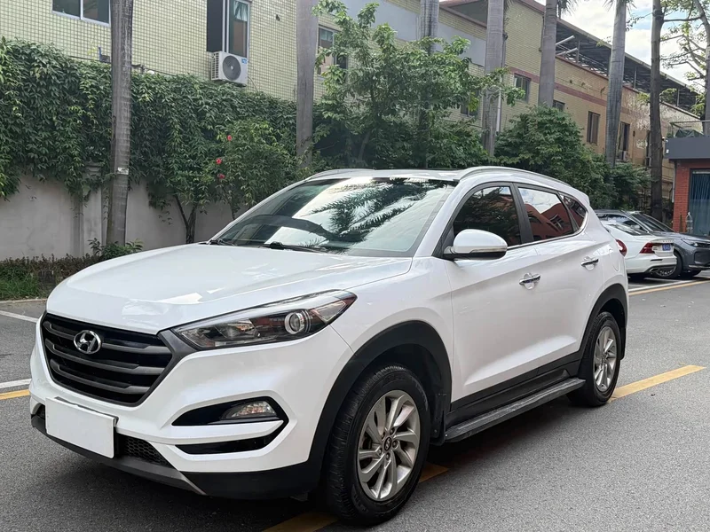 Hyundai Tucson — фото 1