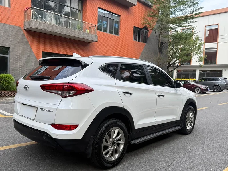 Hyundai Tucson — фото 15