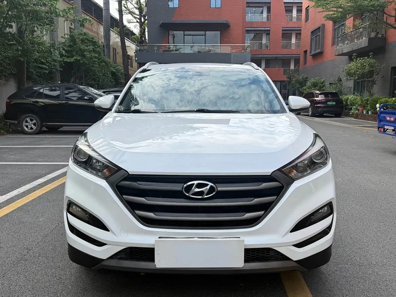 Hyundai Tucson — фото 2