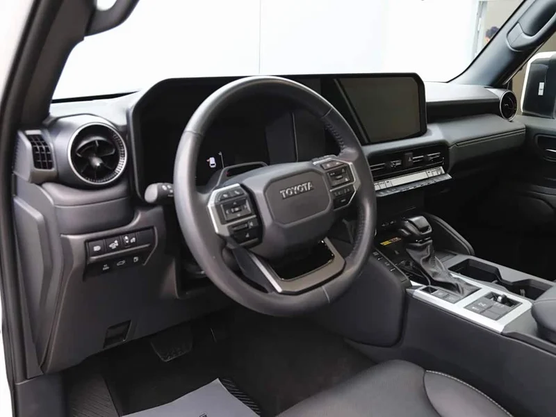 Toyota Prado — фото 13