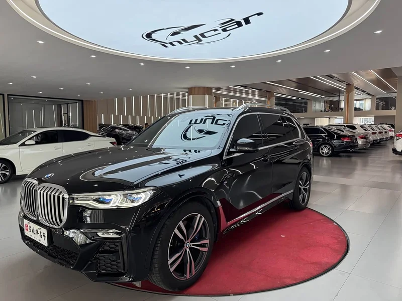 BMW X7 — фото 1