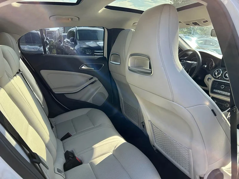 Mercedes-Benz GLA — фото 13