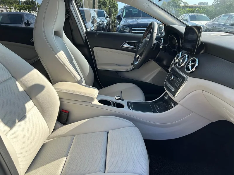 Mercedes-Benz GLA — фото 15