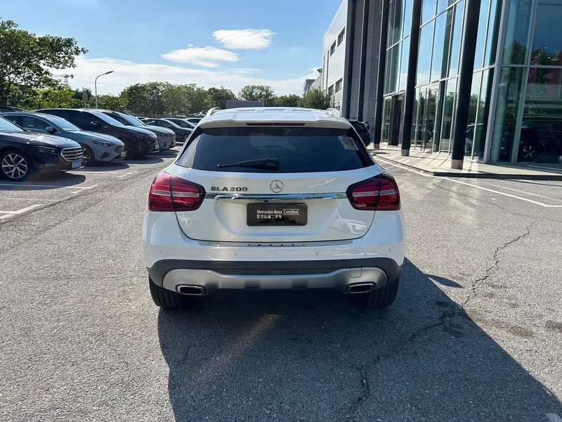 Mercedes-Benz GLA — фото 6