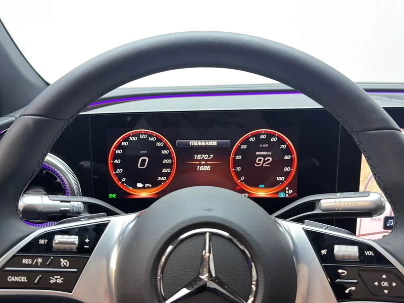Mercedes-Benz GLC New Energy — фото 15