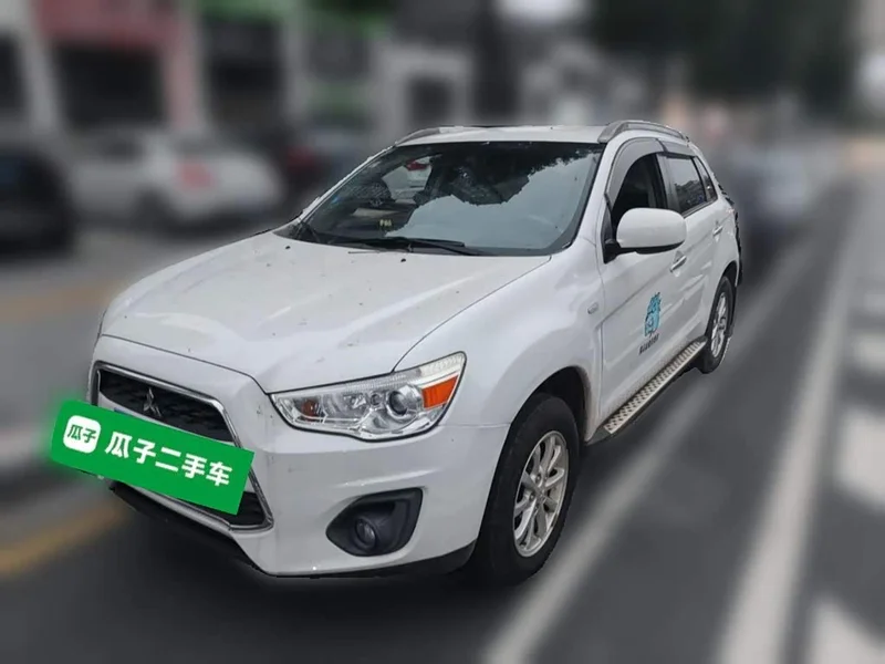 Mitsubishi ASX — фото 1