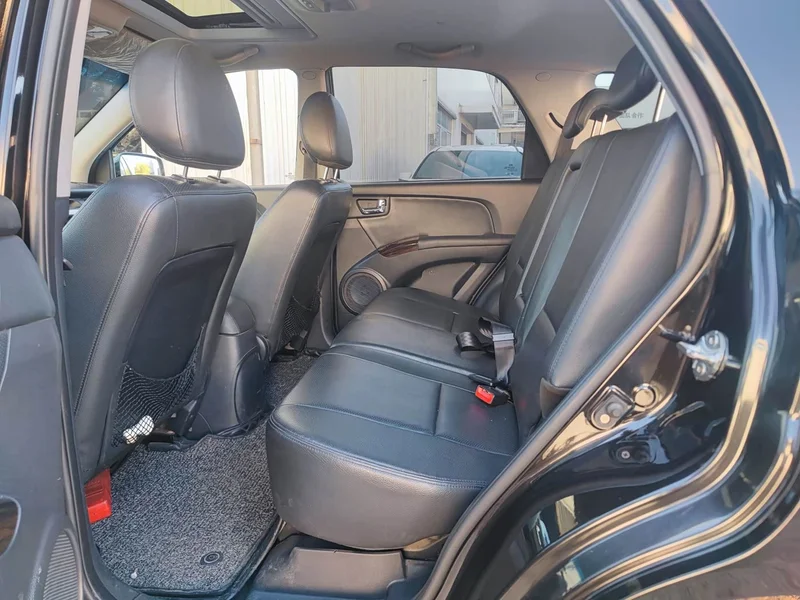 Kia Sportage — фото 8