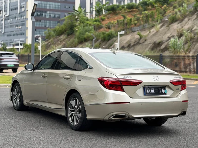 Hyundai Inspire — фото 9