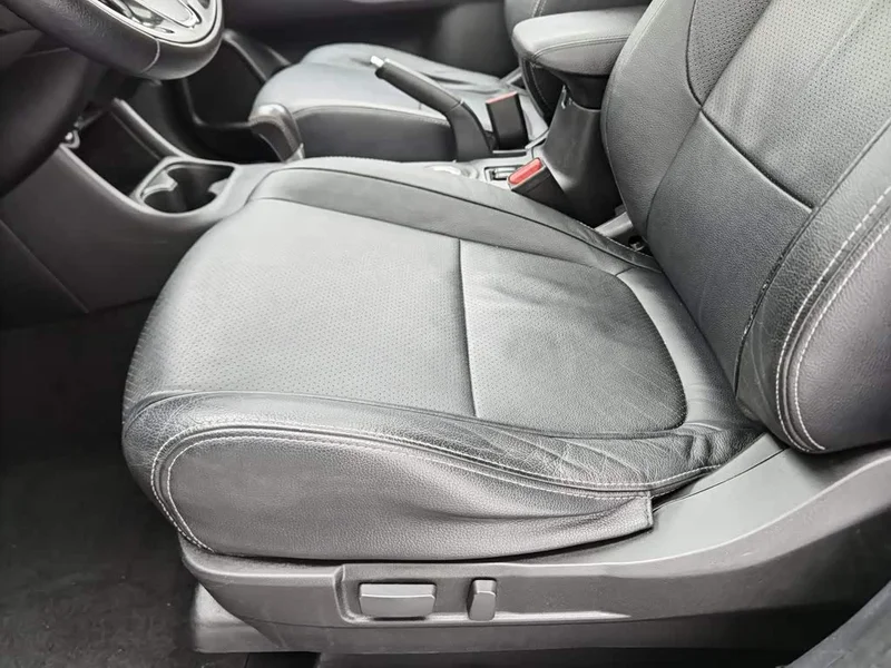 Mitsubishi Outlander — фото 20