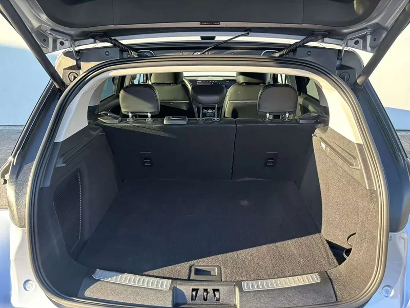 Jeep Renegade — фото 12