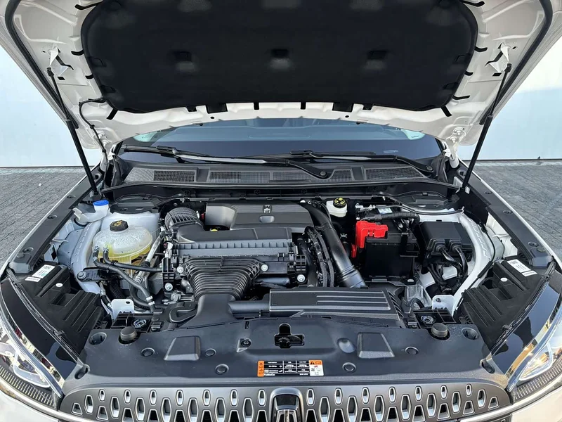Jeep Renegade — фото 11