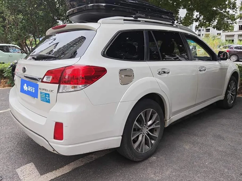 Subaru Outback — фото 3
