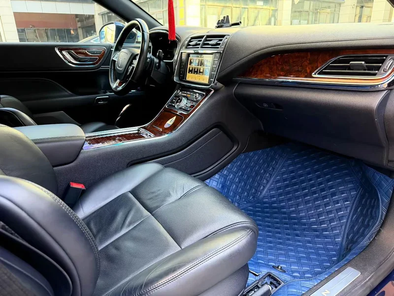 Lincoln Continental — фото 4