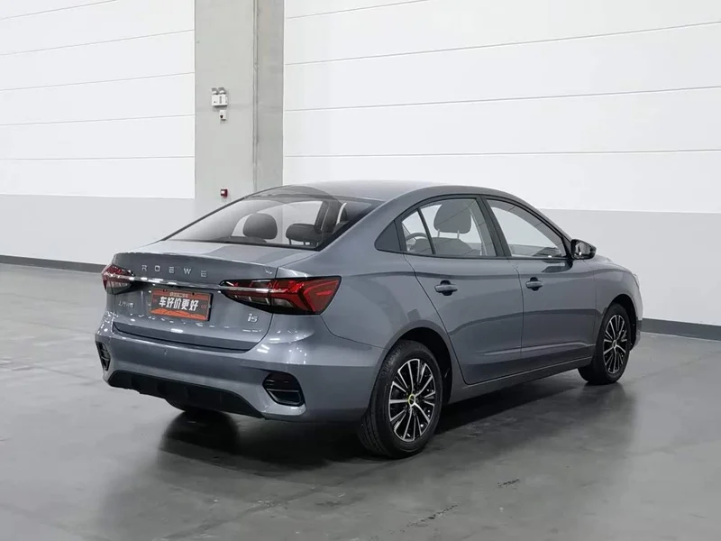 Roewe i5 — фото 2