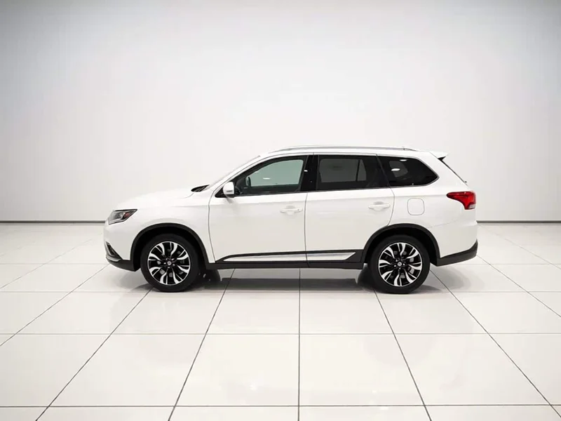 Mitsubishi Outlander — фото 25