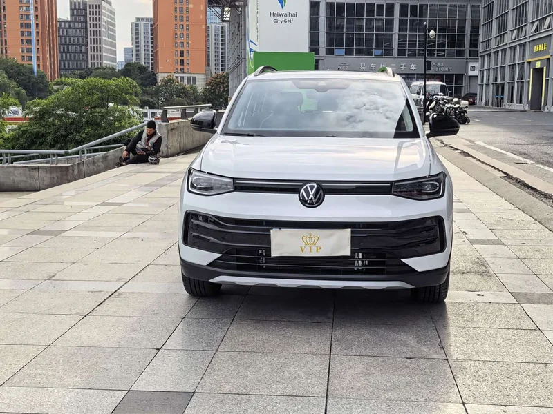 Volkswagen Tharu — фото 2