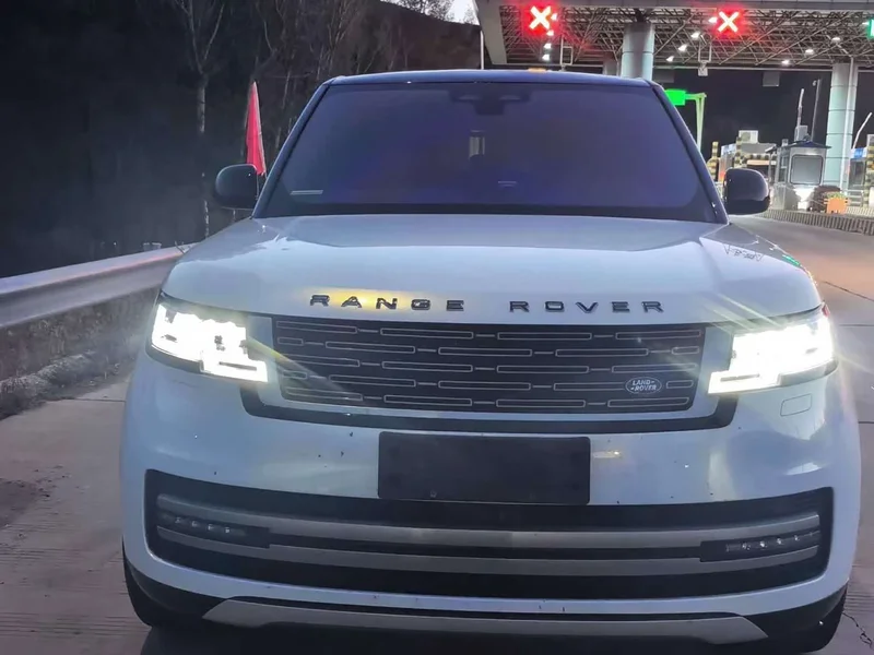 Land Rover Range Rover — фото 1