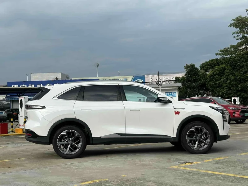 Changan CS75PLUS — фото 4