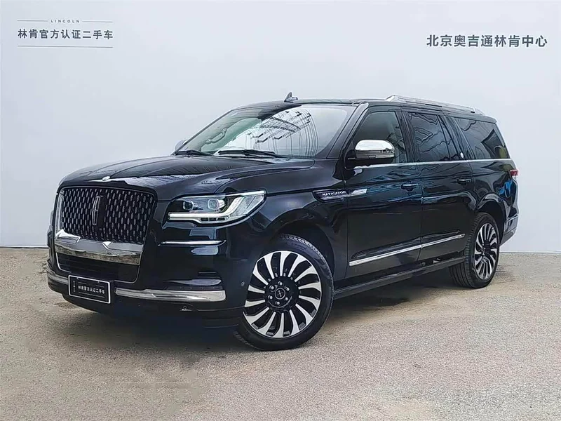 Lincoln Navigator — фото 1