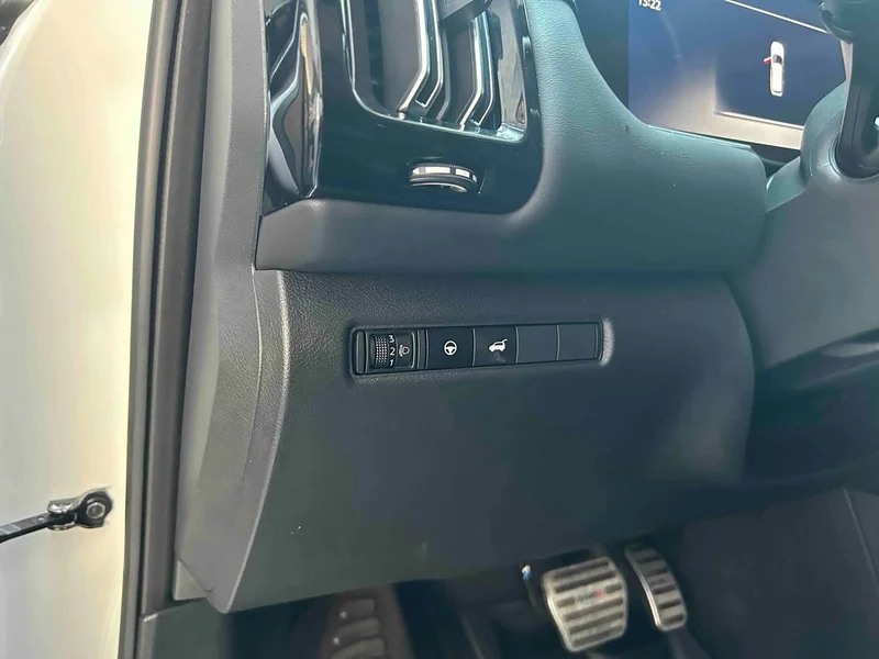 Nissan Pathfinder — фото 13