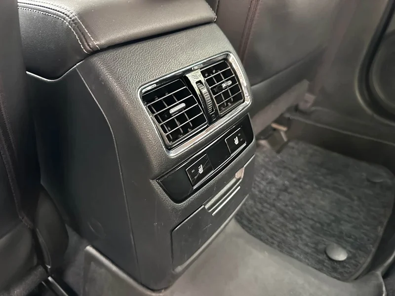 Subaru Outback — фото 17