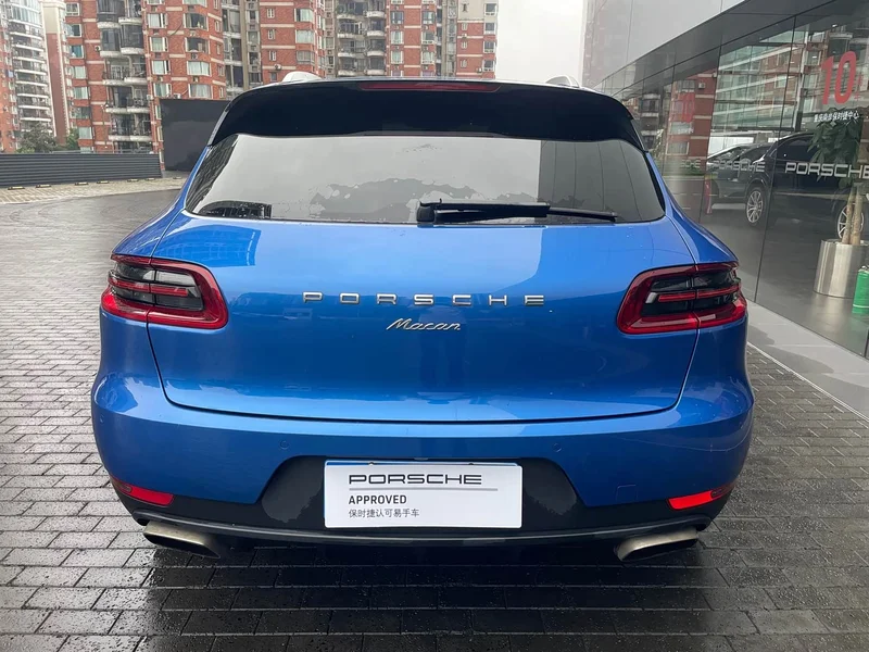 Porsche Macan — фото 12