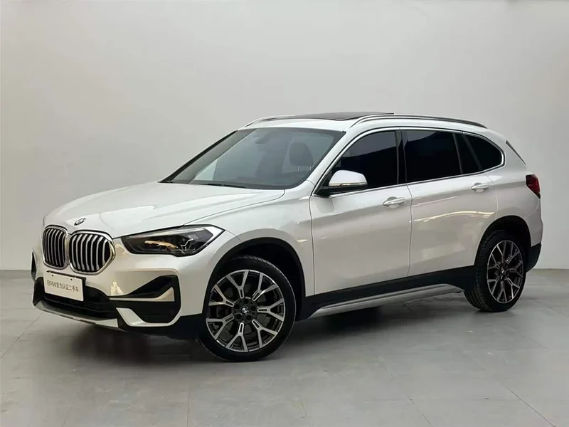 BMW X1 — фото 1