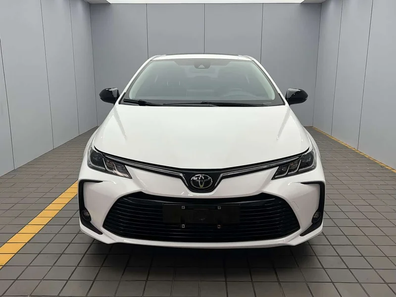 Toyota Corolla — фото 2