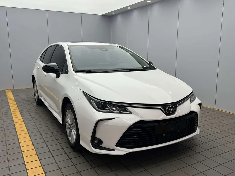 Toyota Corolla — фото 3