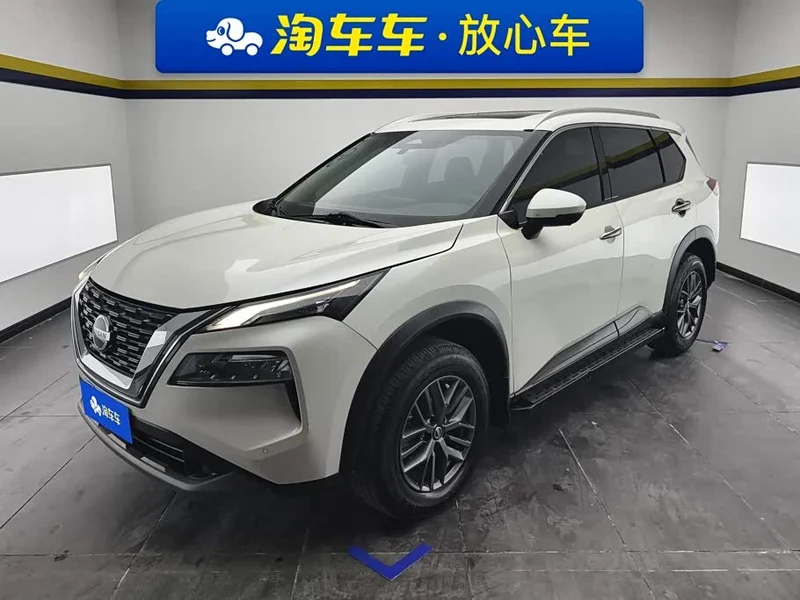 Nissan X-Trail — фото 1