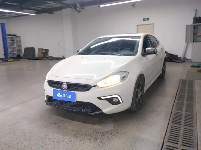 Hyundai i30 — фото 1