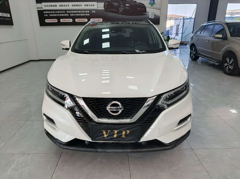 Nissan Qashqai — фото 2