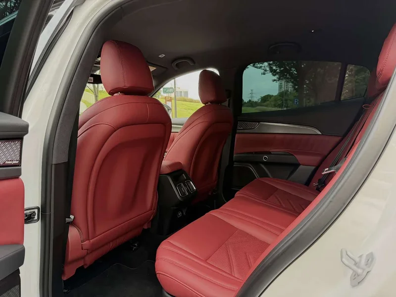 Maserati Grecale — фото 8