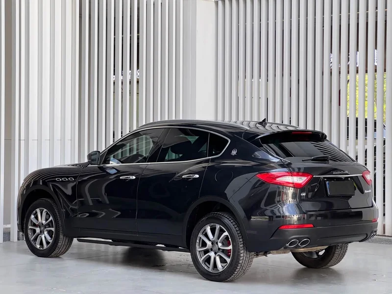 Maserati Levante — фото 6