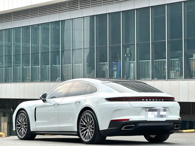 Porsche Panamera — фото 10