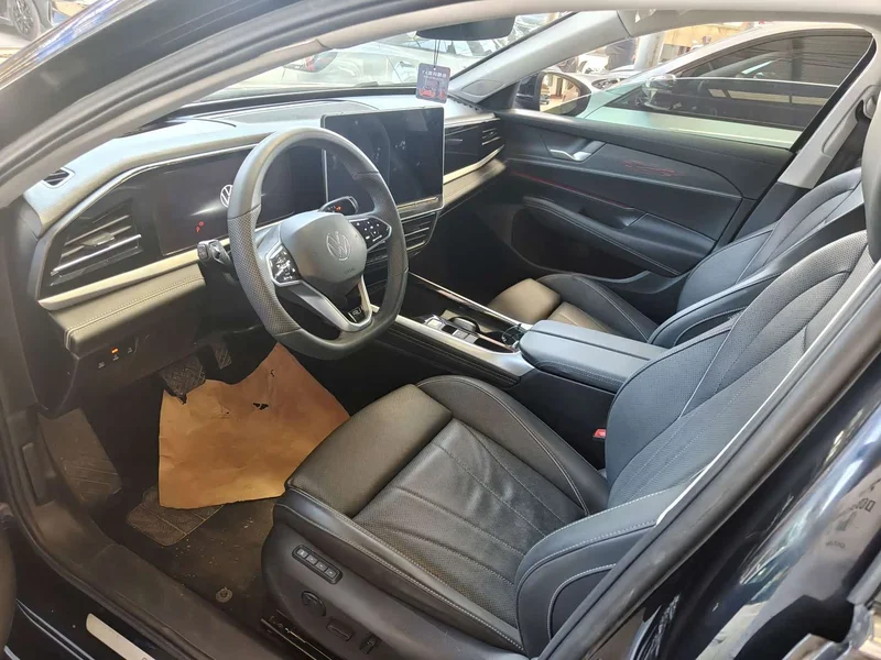 Volkswagen Passat — фото 7