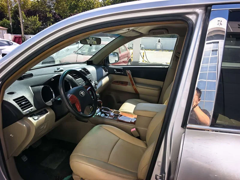 Toyota Highlander — фото 23