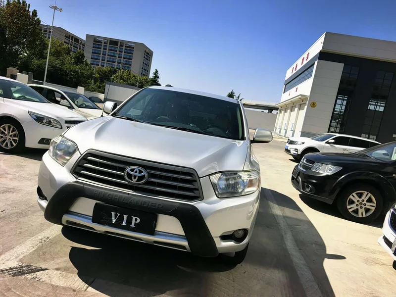 Toyota Highlander — фото 5