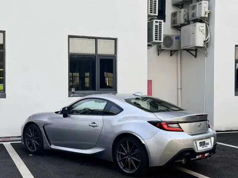 Subaru BRZ — фото 4