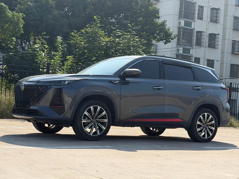 Changan CS75PLUS — фото 1