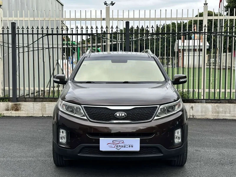 Kia Sorento — фото 2