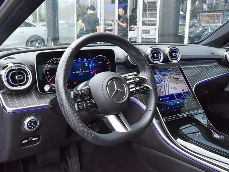Mercedes-Benz C-Class — фото 13